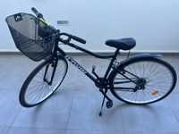 Bicicleta BTWIN preta + dois capacetes + cadeado