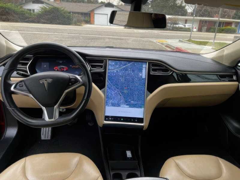 2014 Tesla Model S 85