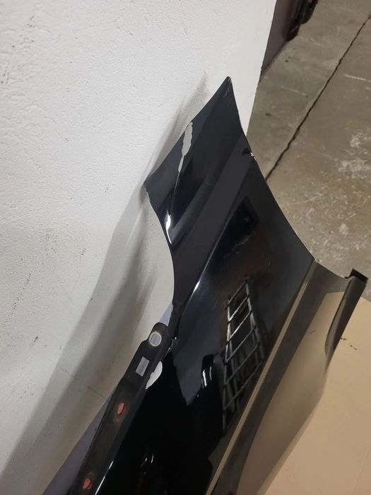 Ford mustang 2019rok blotnik lewy uszkodzony