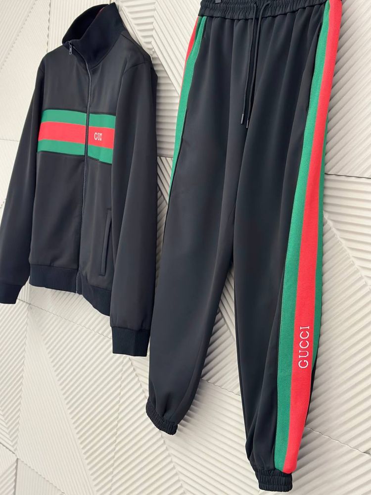 Костюм спортивный  Gucci  оригинал