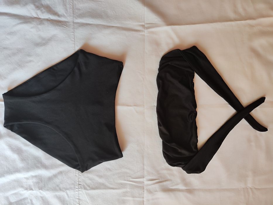 Купальники роздільні