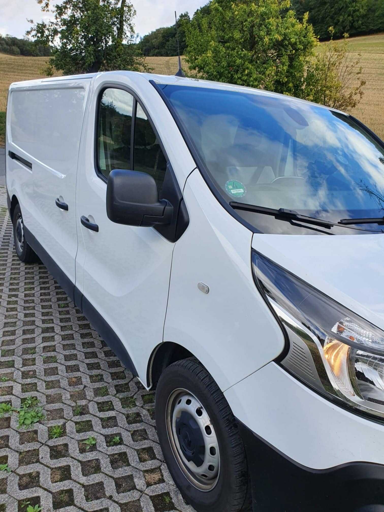 Renault Trafic 2.0 DCI 145km! L2H1 !  KLIMA !  NAWI ! KAMERA ! SERWIS!