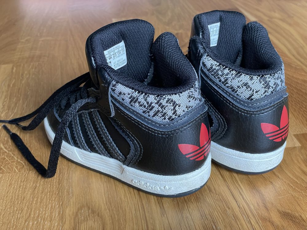 Sapatilhas Adidas N•23