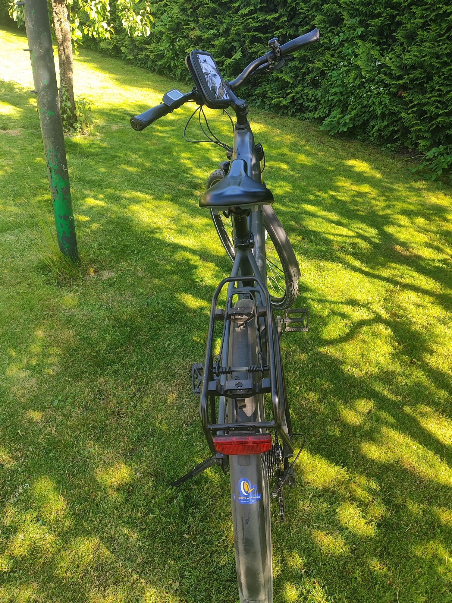 Rower elektryczny CUBE