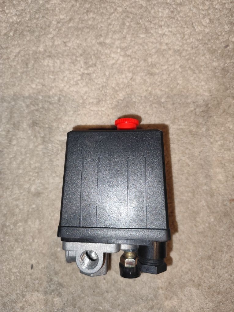 Presostat do sprężarki na 230 v