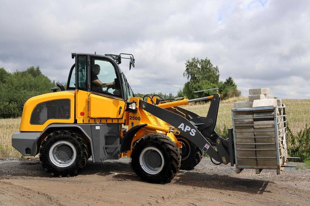 Ładowarka teleskopowa APS 2500 NOWA ładowarka kołowa budowlana 2025