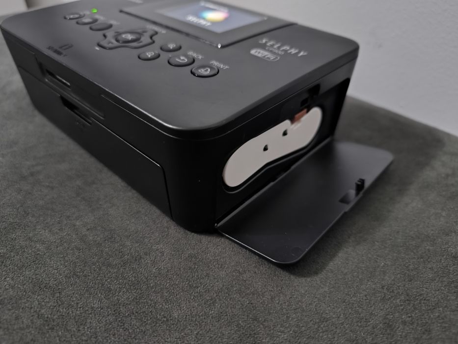 Canon Selphy CP900 – mała drukarka fotograficzna Wi-Fi