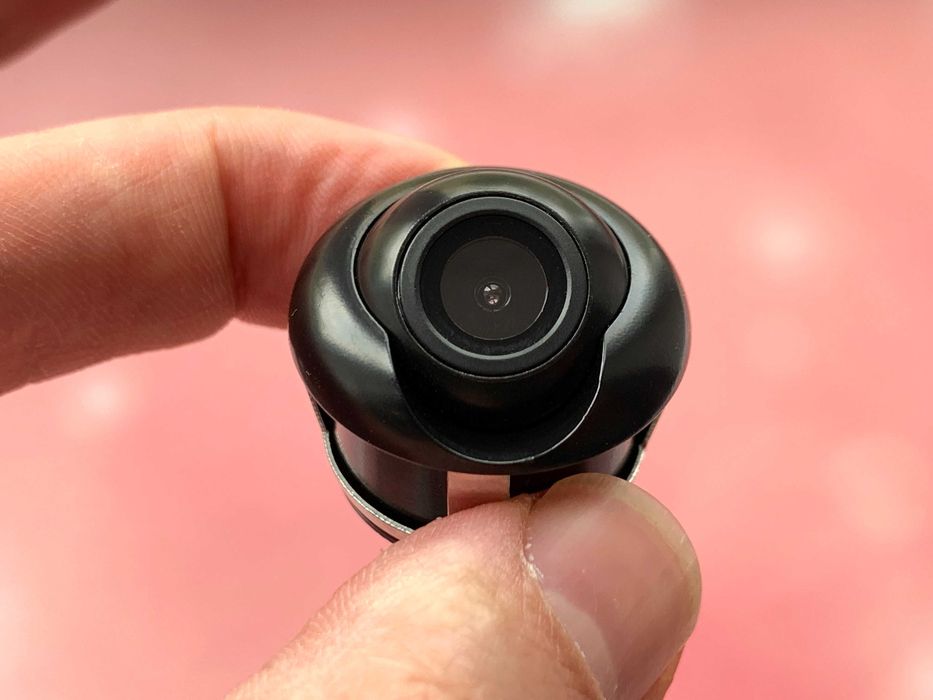 Удобнейшая камера переднего и заднего вида