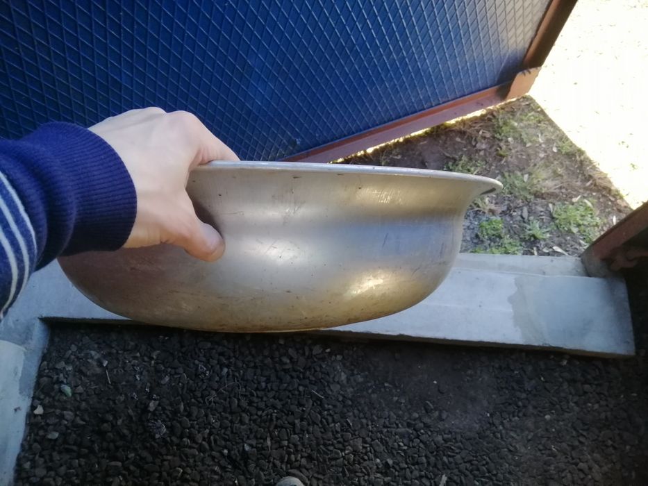 Алюминиевый таз и утятница