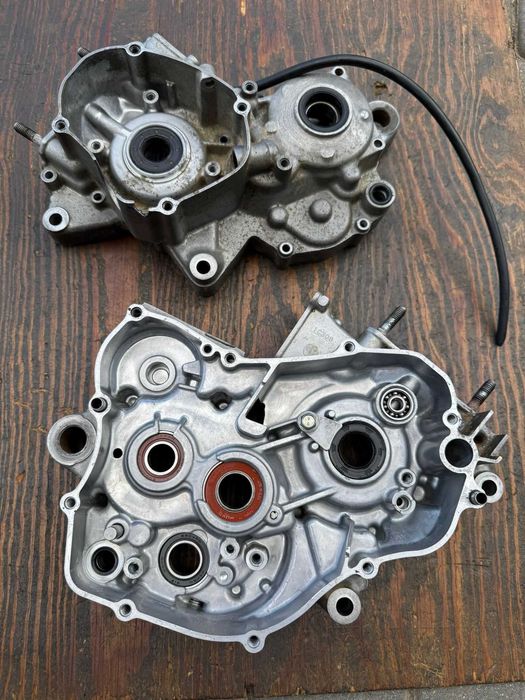 komplet karter karterow kartery crankcase pokryw yamaha yz 125 r 05-21