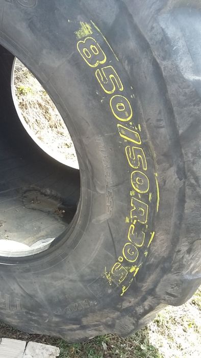 Opona 850/50R30,5 Trelleborg używana