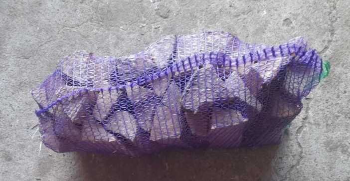 ДРОВА СУХІ в сітках