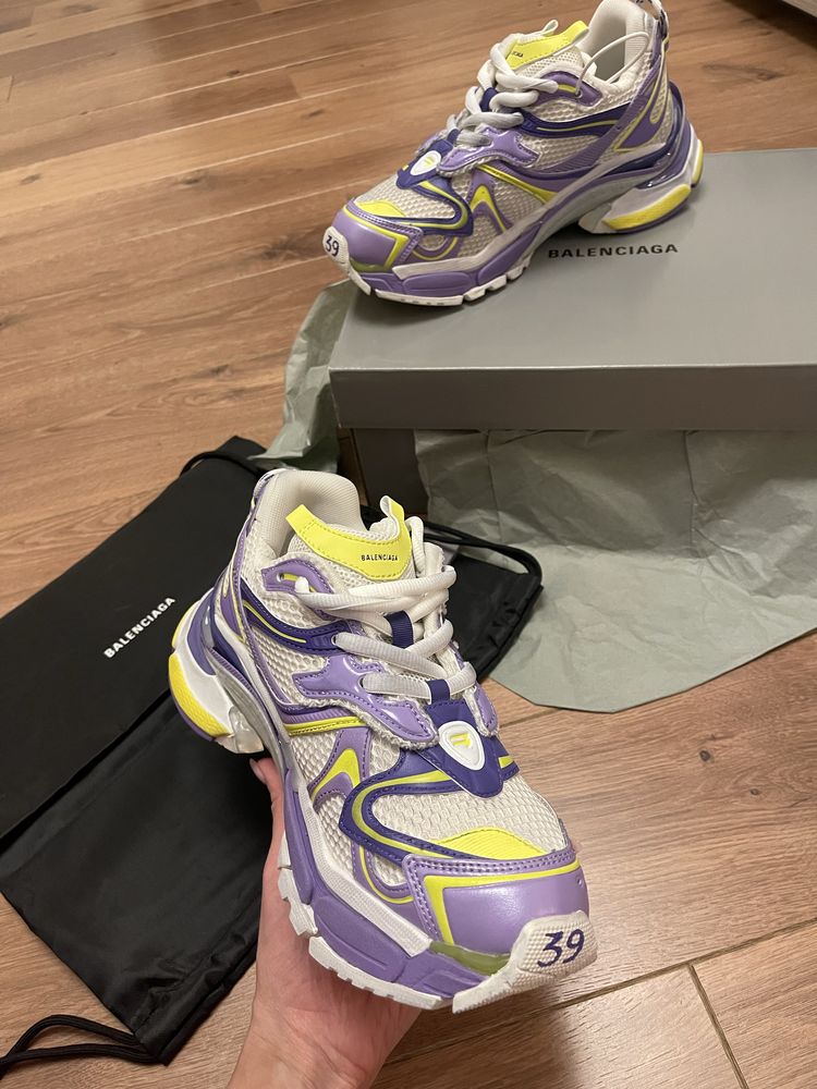 Кросівки balenciaga runner 2