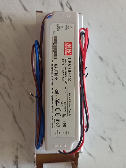 Продам новый блок питания MEAN WELL-12в-60вт.