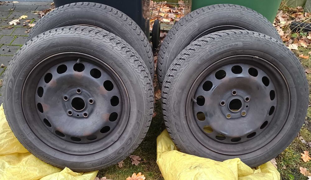 kola zimowe VW Golf Jetta 6 -205_55_16  5x112 bieznik 7 - 8 mm