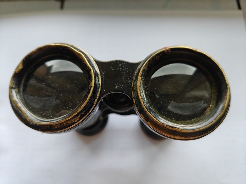 Винтажный театральный бинокль