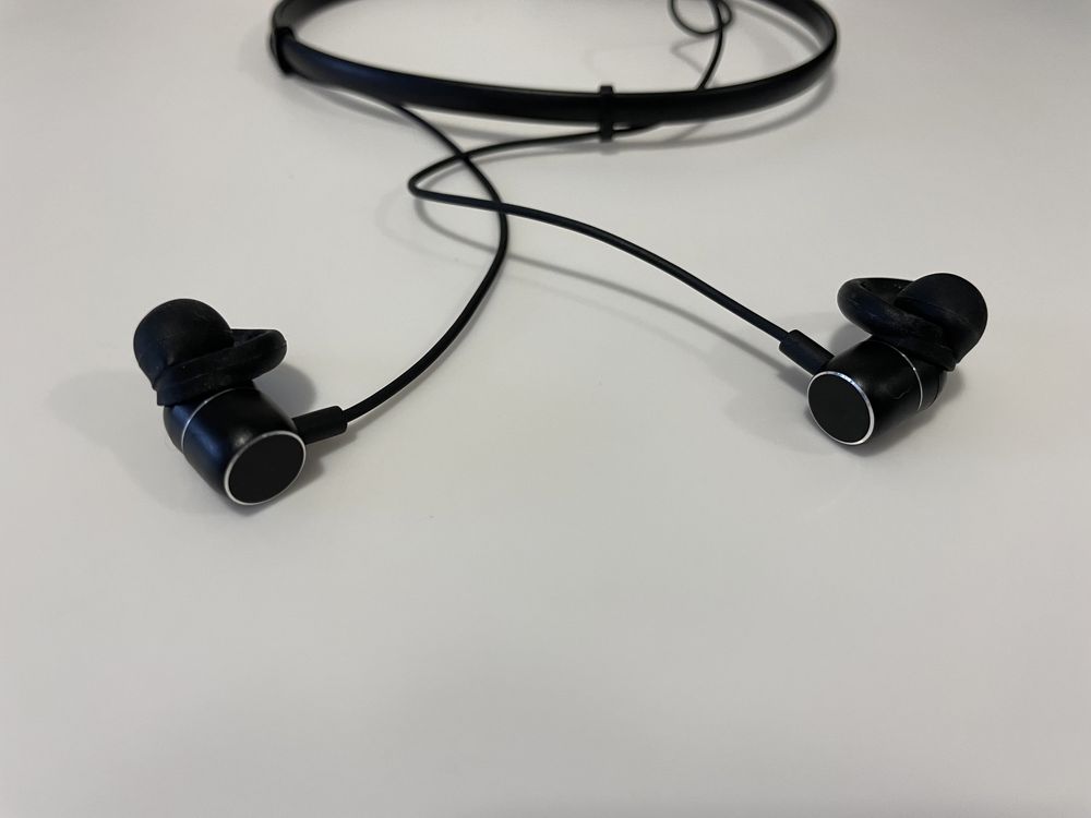 Auriculares Sem Fios Desportivos InnovaGoods