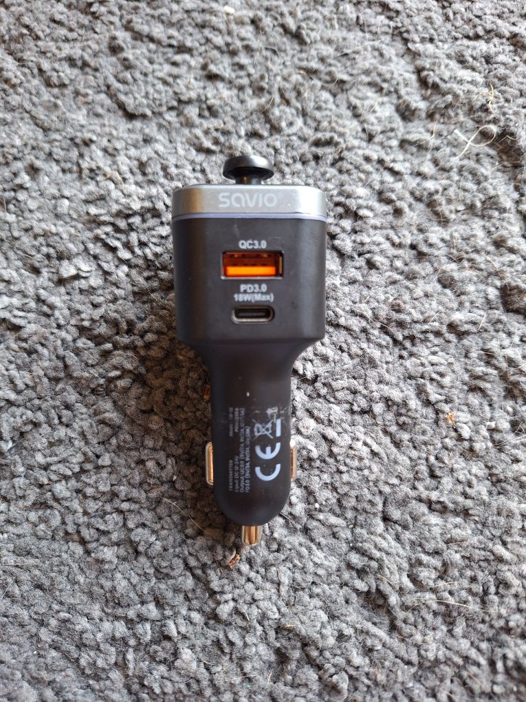 Transmiter do auta bluetooth muzyka połączenia ładowarka