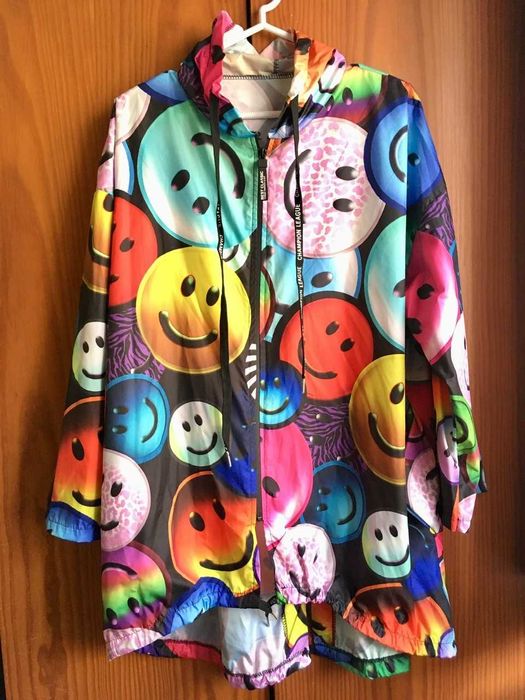 Vários casacos de senhora - Casas das Peles etc