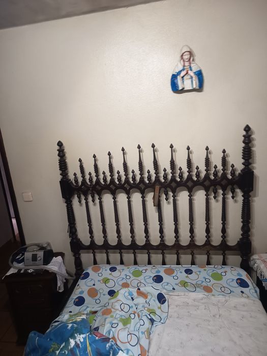 Vendo cama estilo antigo