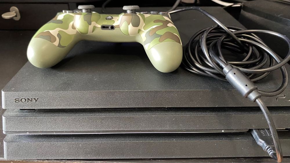 Vendo PS4 PRO 1TB