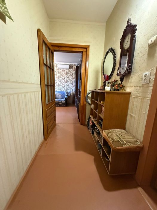 Продам отличную 2х комнатную квартиру в Ингульском районе.