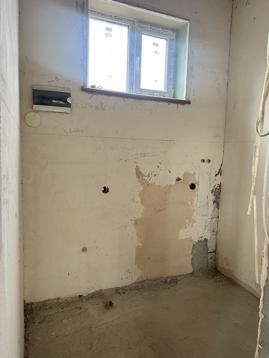 Продається будинок у районі Олексіївки.