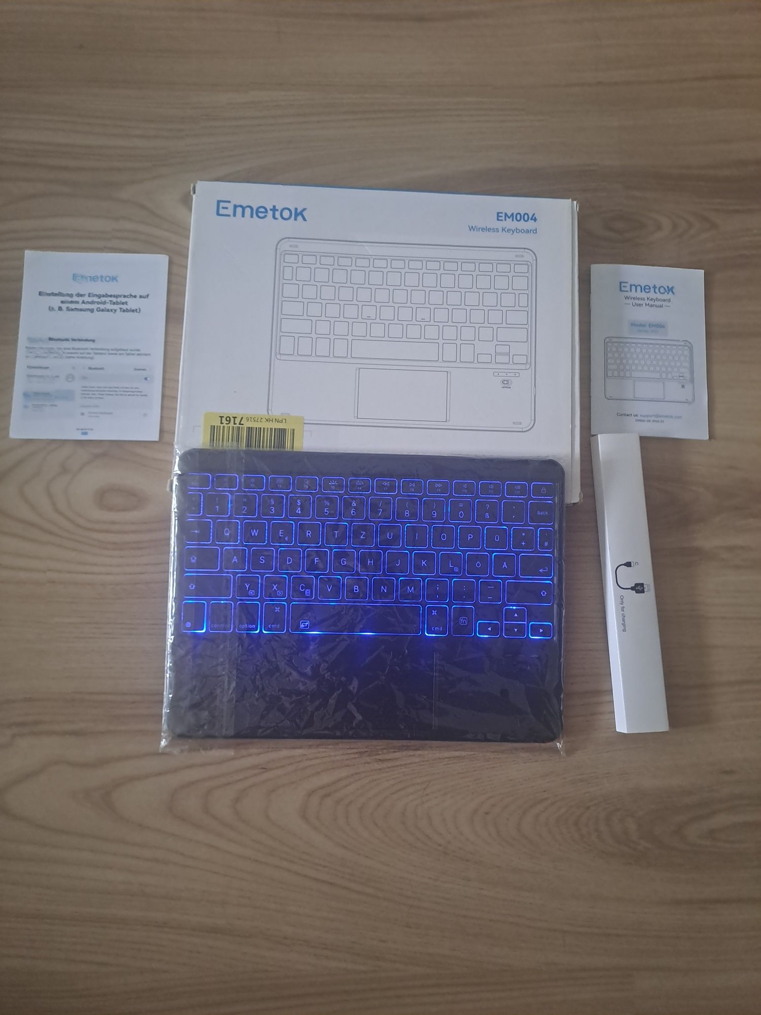 EMOTOK EM004 Bezprzewodowa klawiatura Bluetooth.