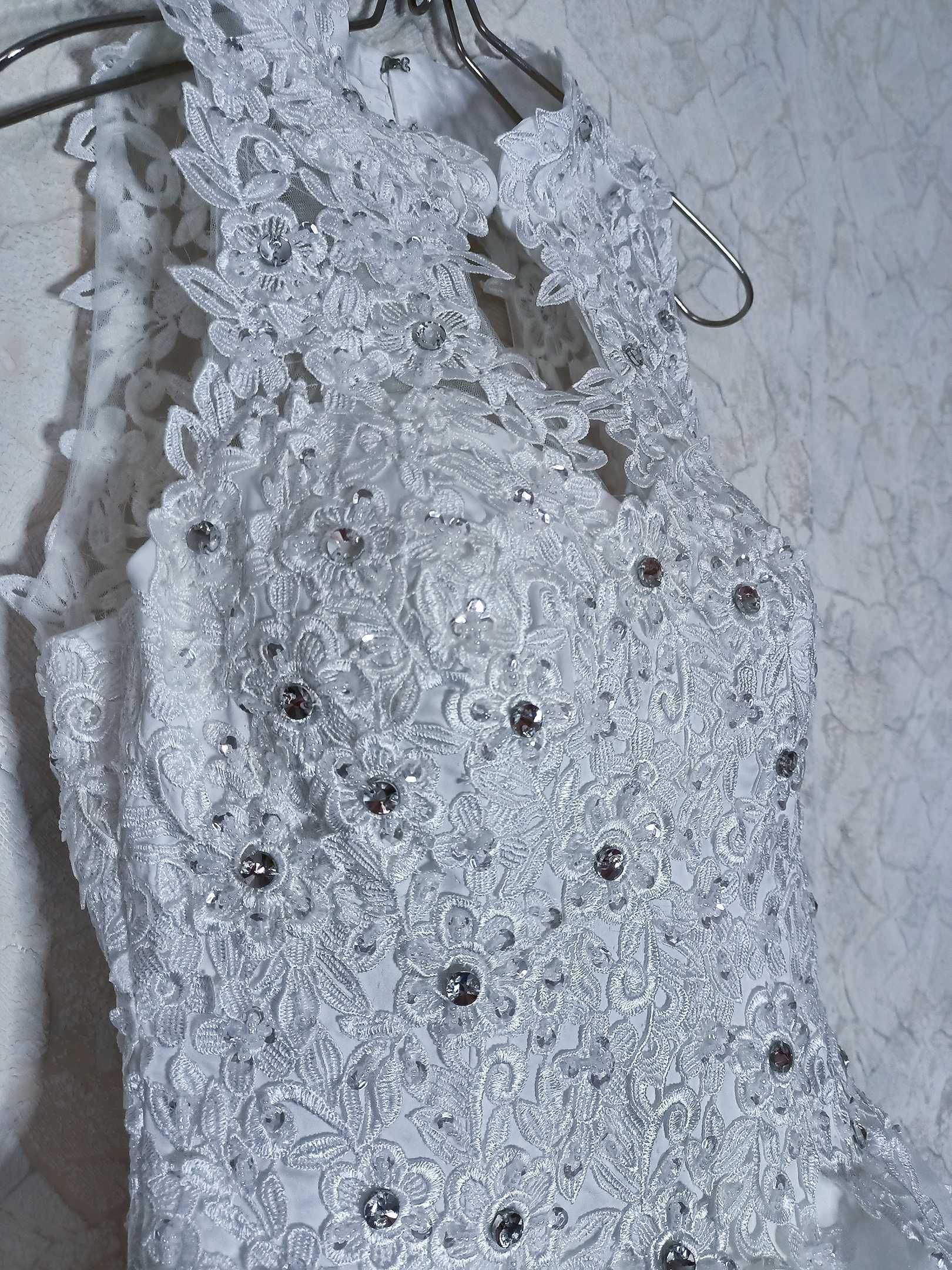 Свадебное платье с корсетом, весільна сукня з корсетом