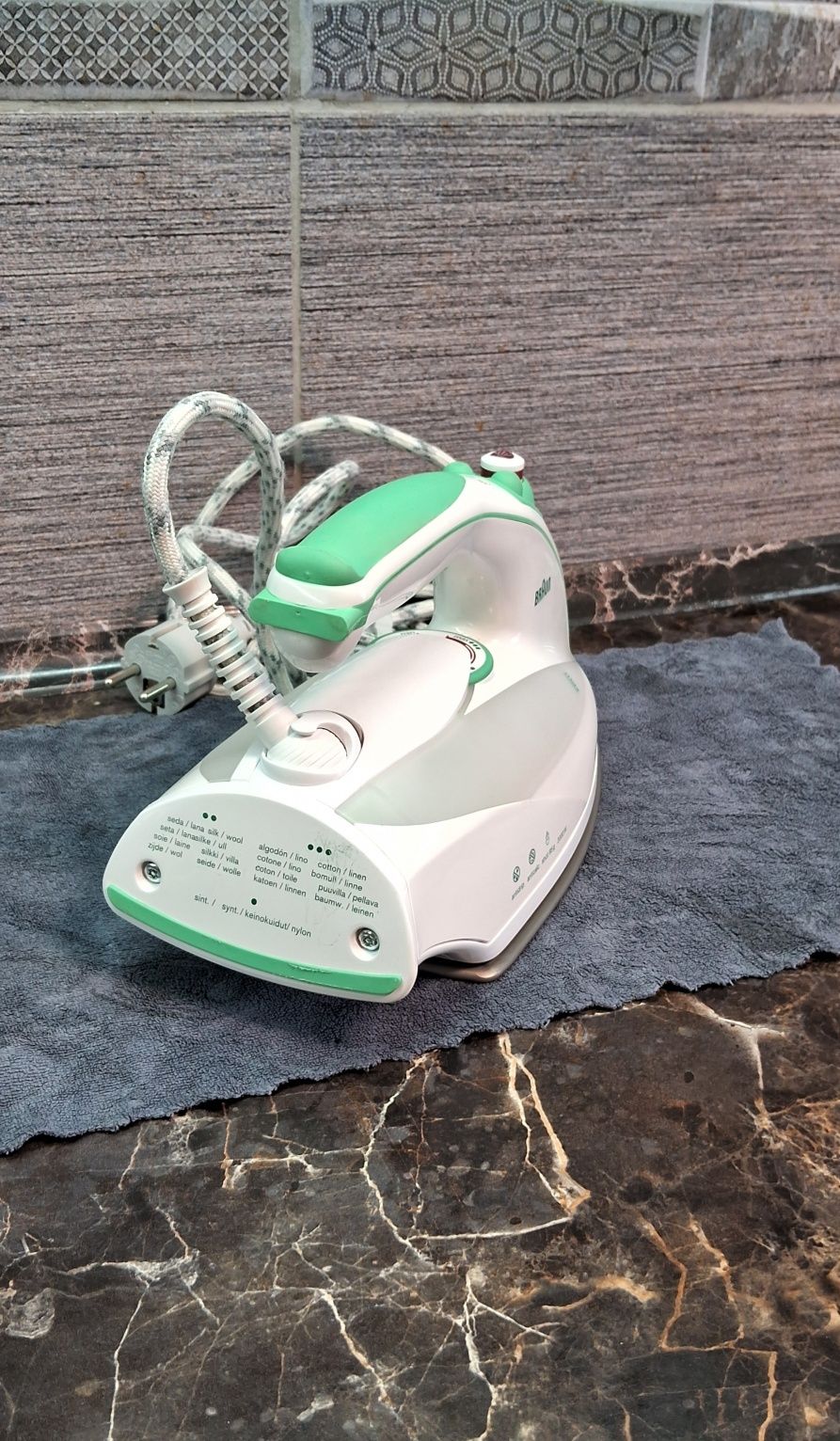 Продам утюг BRAUN TexStyle5.