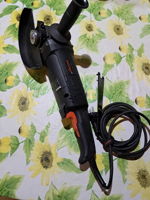 болгарка  DNIPRO-M GL- 190 S  180 круг Как Новая