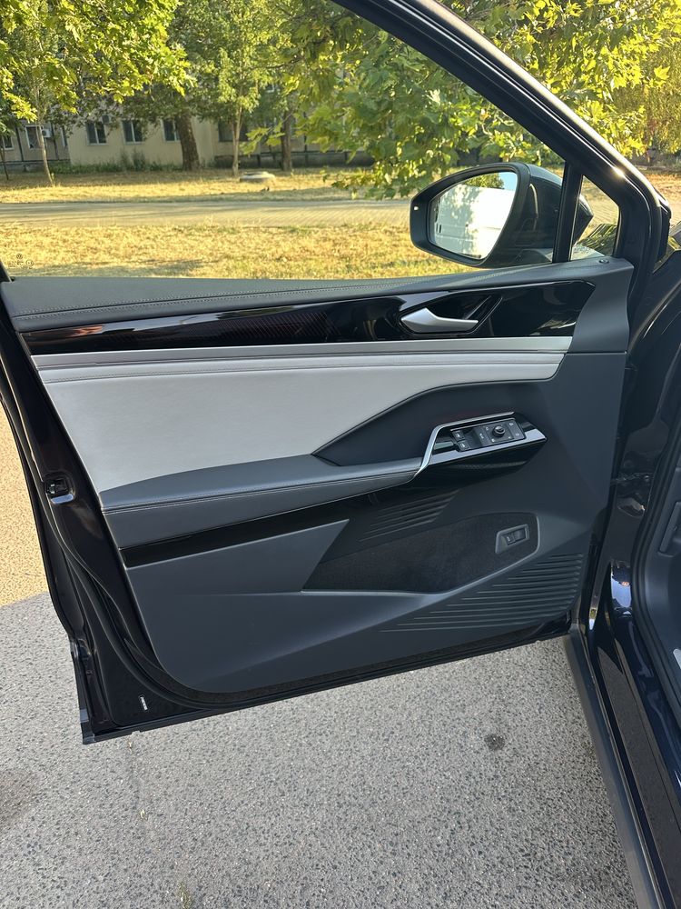 Volkswagen ID6 CROZZ PRO