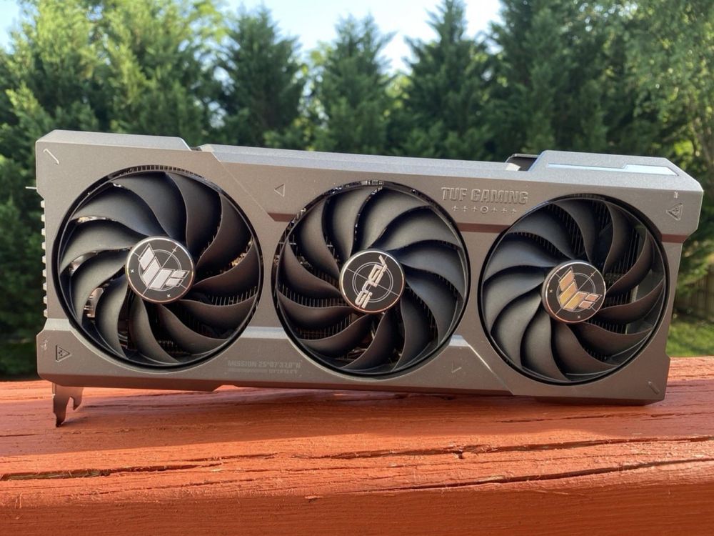 GeForce RTX 4070 Ti 12GB ASUS TUF
