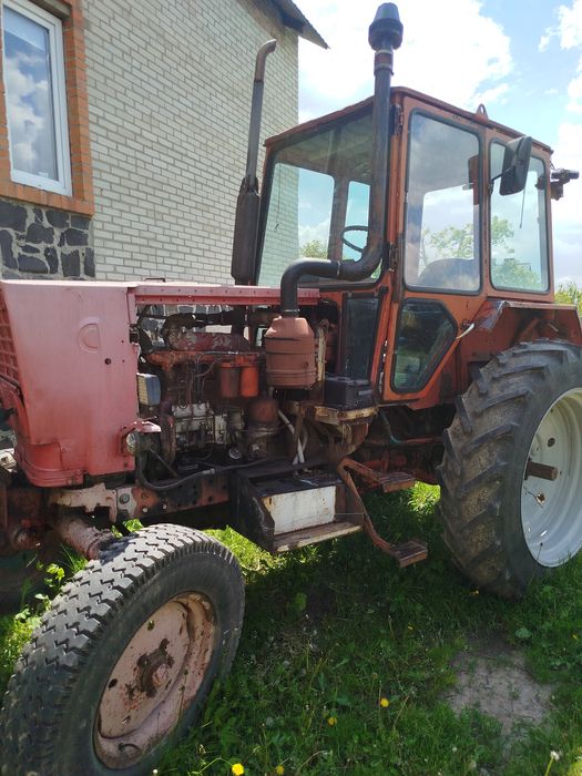 Продам трактор ЮМЗ-6 з двигуном СМД