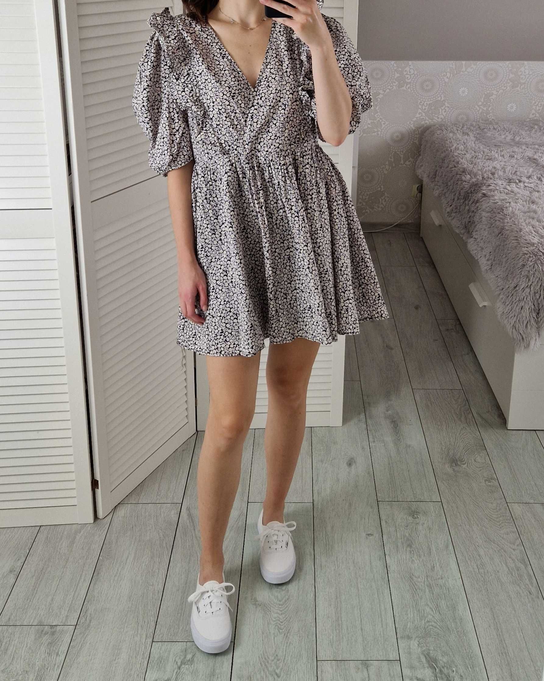 H&M sukienka rozkloszowana w kwiaty z bufkami bawełniana oversize XS