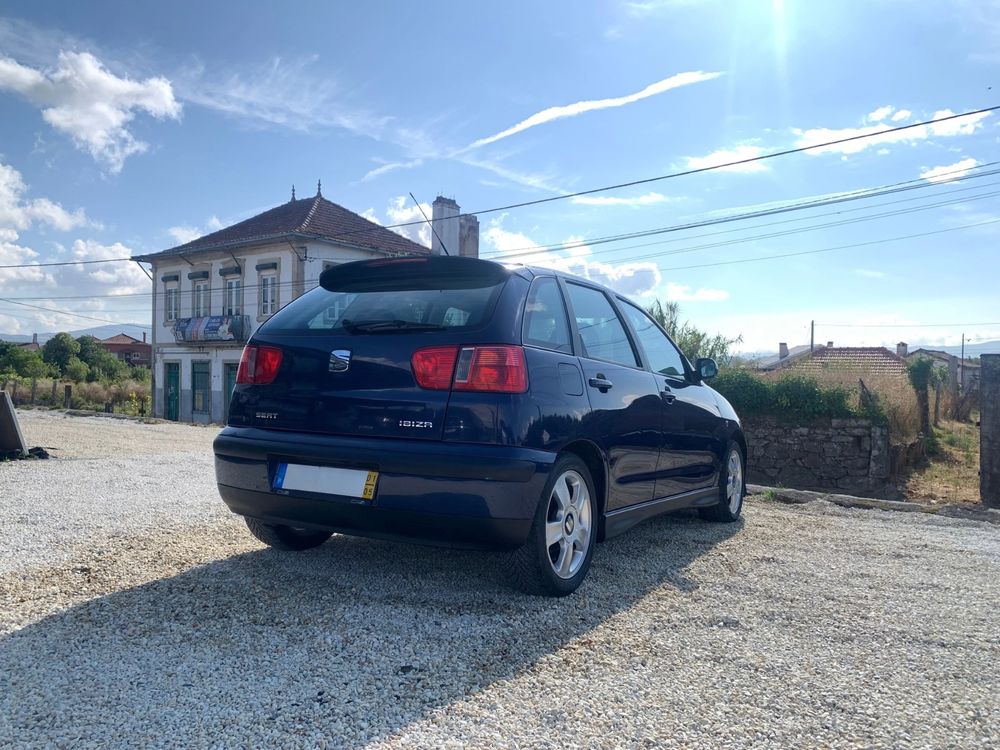 Seat Ibiza 1.6 Gasolina – 100cv (2001) | Apenas 73.000 km