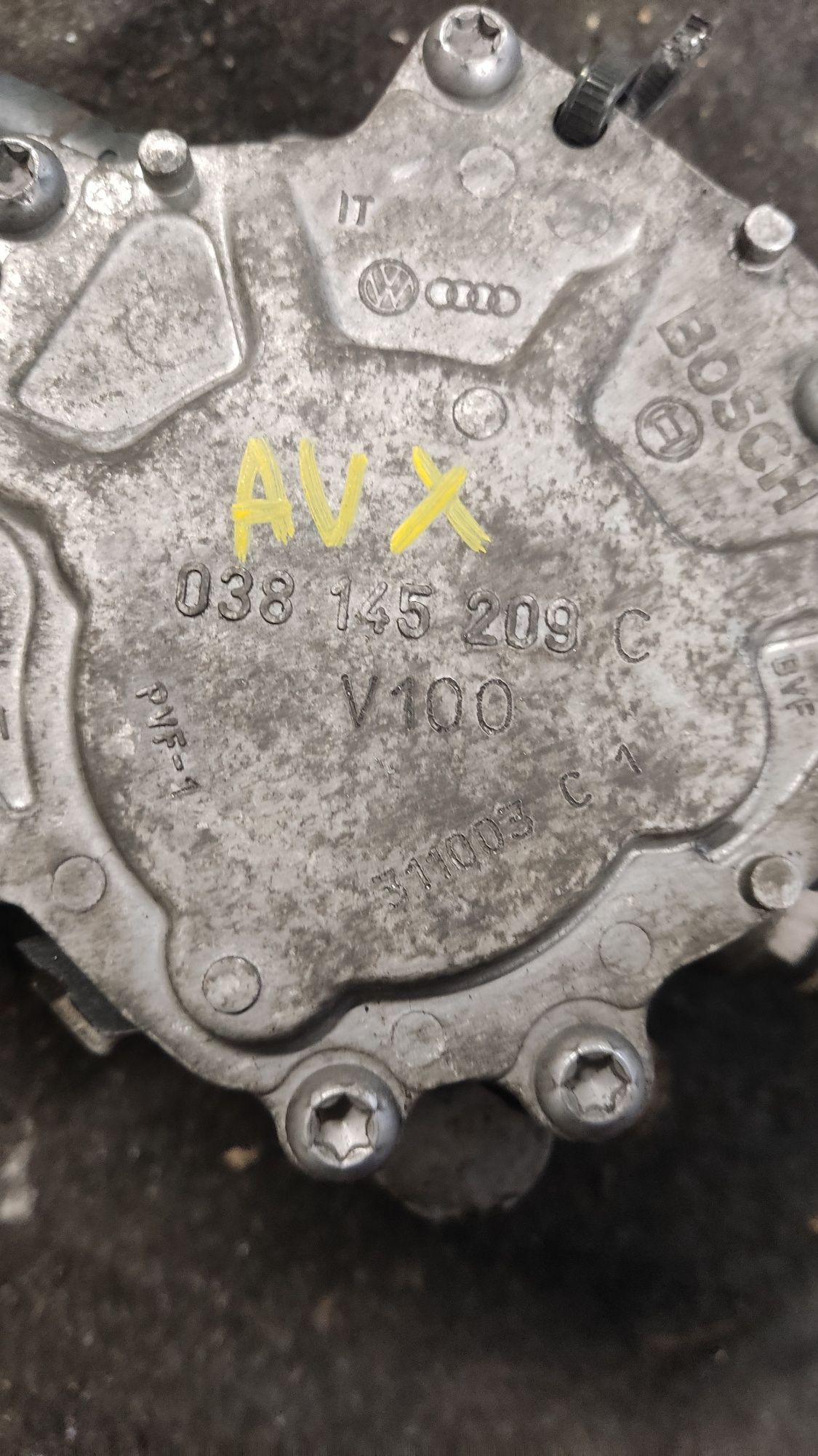 Pompa vacuum podciśnienia audi a4 b6 passat B5 1.9 TDI AWX AVF itd