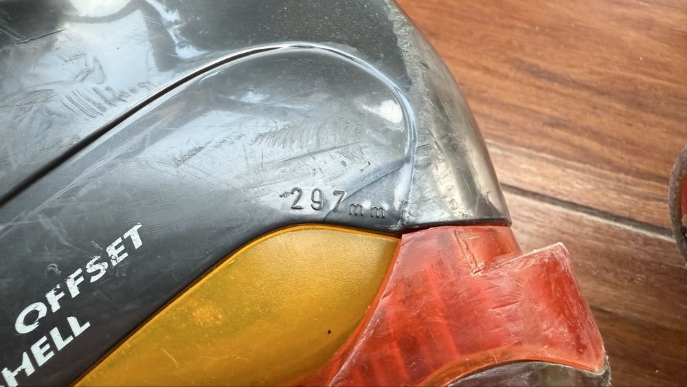 Buty narciarskie Atomic R10 39