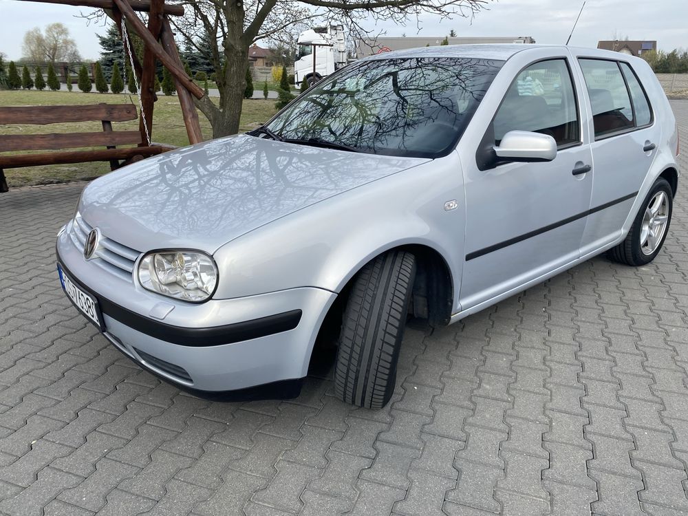 Volkswagen golf  1.9TDI