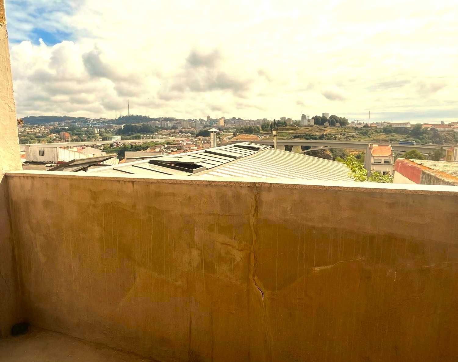 Prédio de oportunidade em Bonfim, Porto