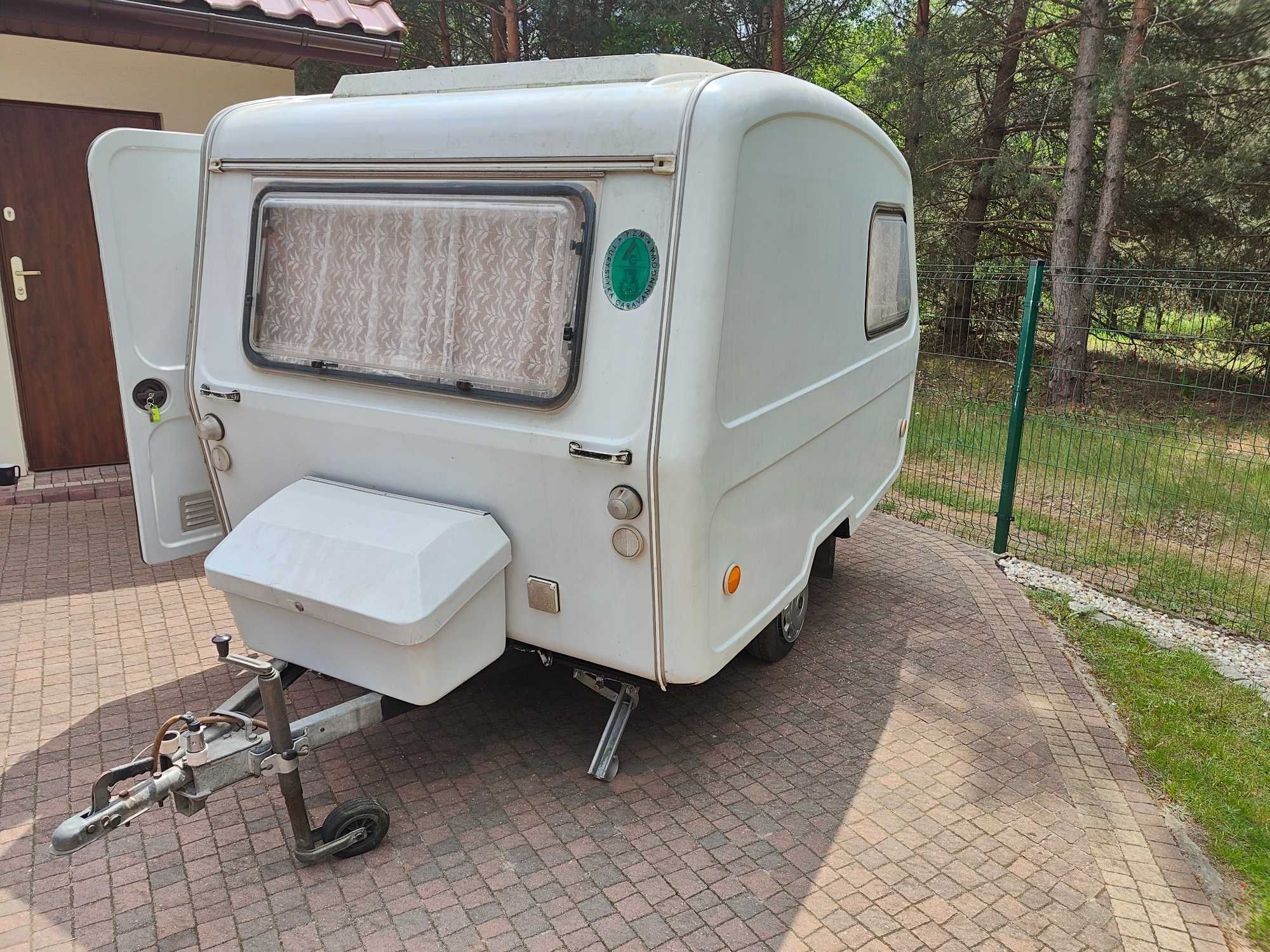 Przyczepa kempingowa Niewiadów N126E, 1986 r. Stan bardzo dobry.