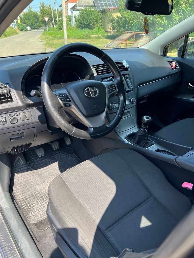 Toyota Avensis 2009