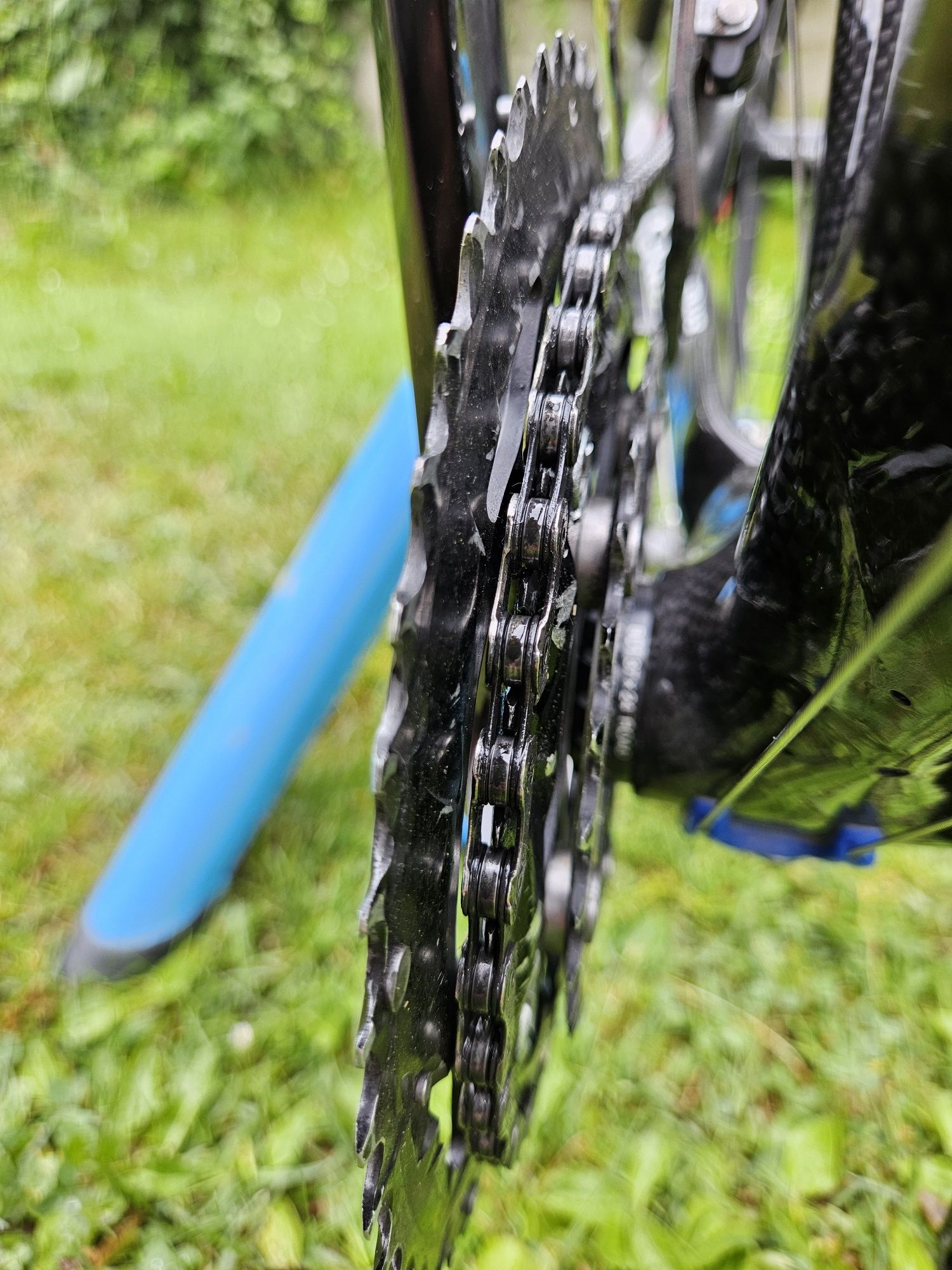 Rower szosowy carbonowy - idealny dla Nowicjusza
