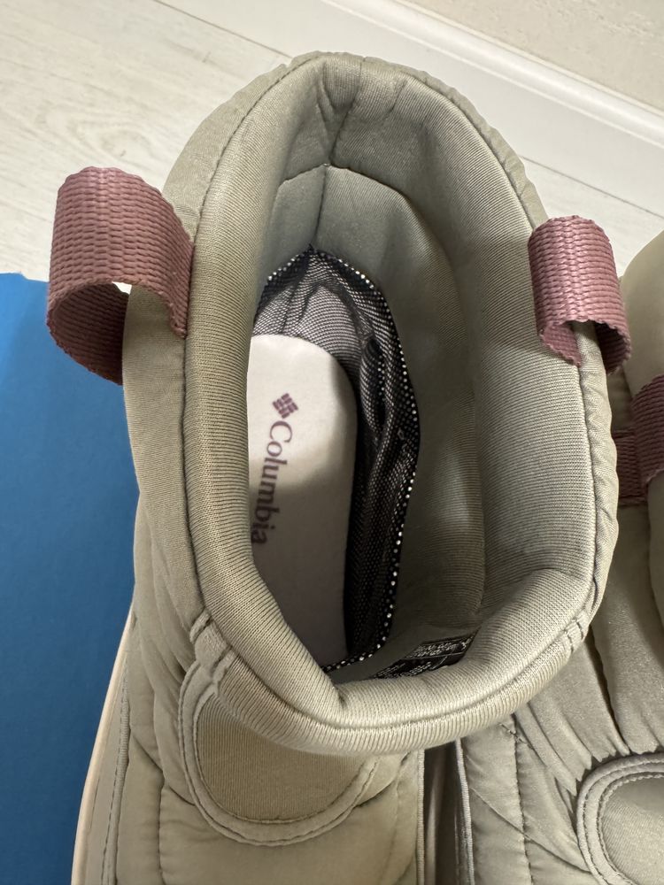 Сапоги,чоботи, дутики Columbia snowtrot mid р. 39