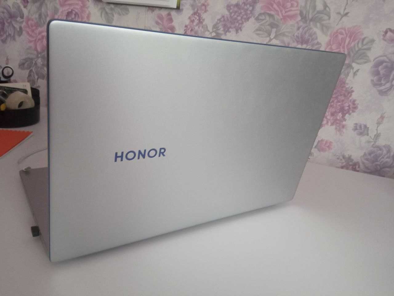 Honor MagicBook 15