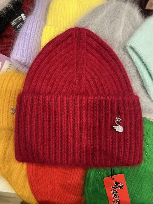 Czapka burgundowa z angory