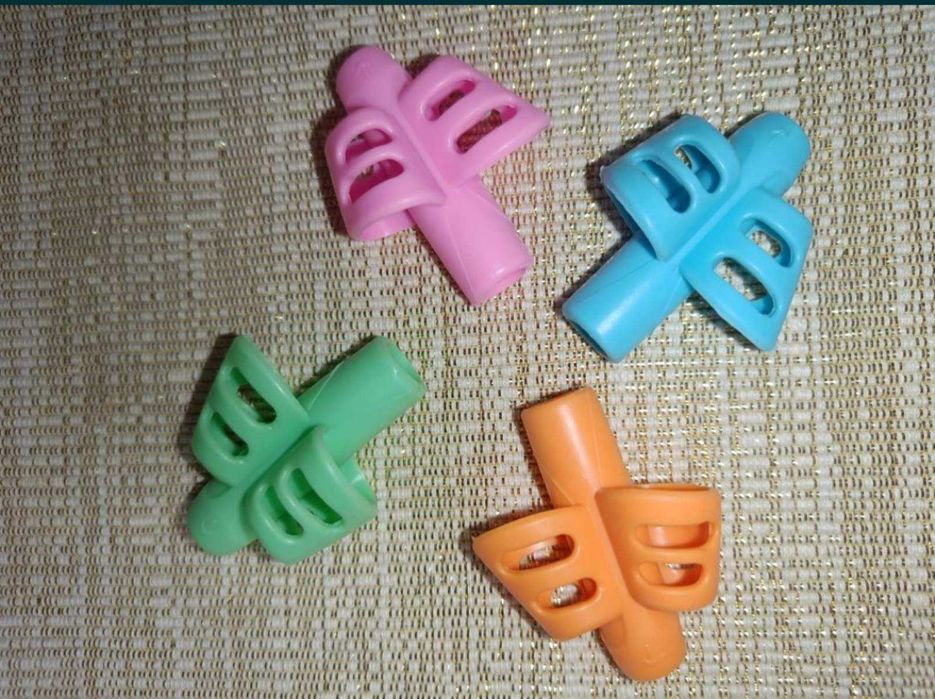 Тримач для початківців писати . Коректор письма . Тренажер для письма