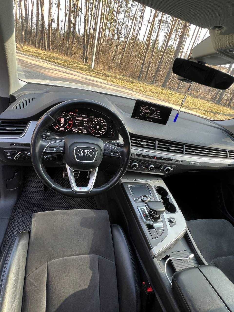 Продам автомобіль Audi Q7 2016 3.0 TDI.