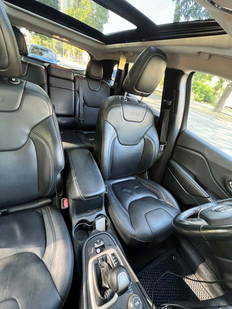 Jeep Cherokee 2016 limited, панорама, повна комплектація!