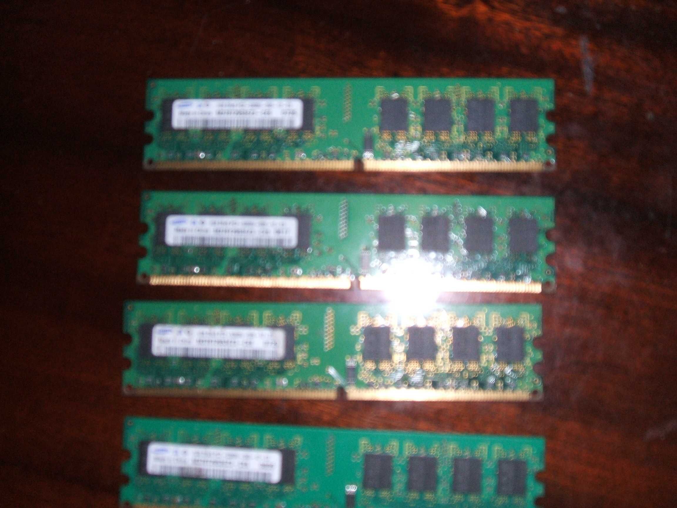 Samsung Memory 1GB DDR2 667 Mhz 4шт